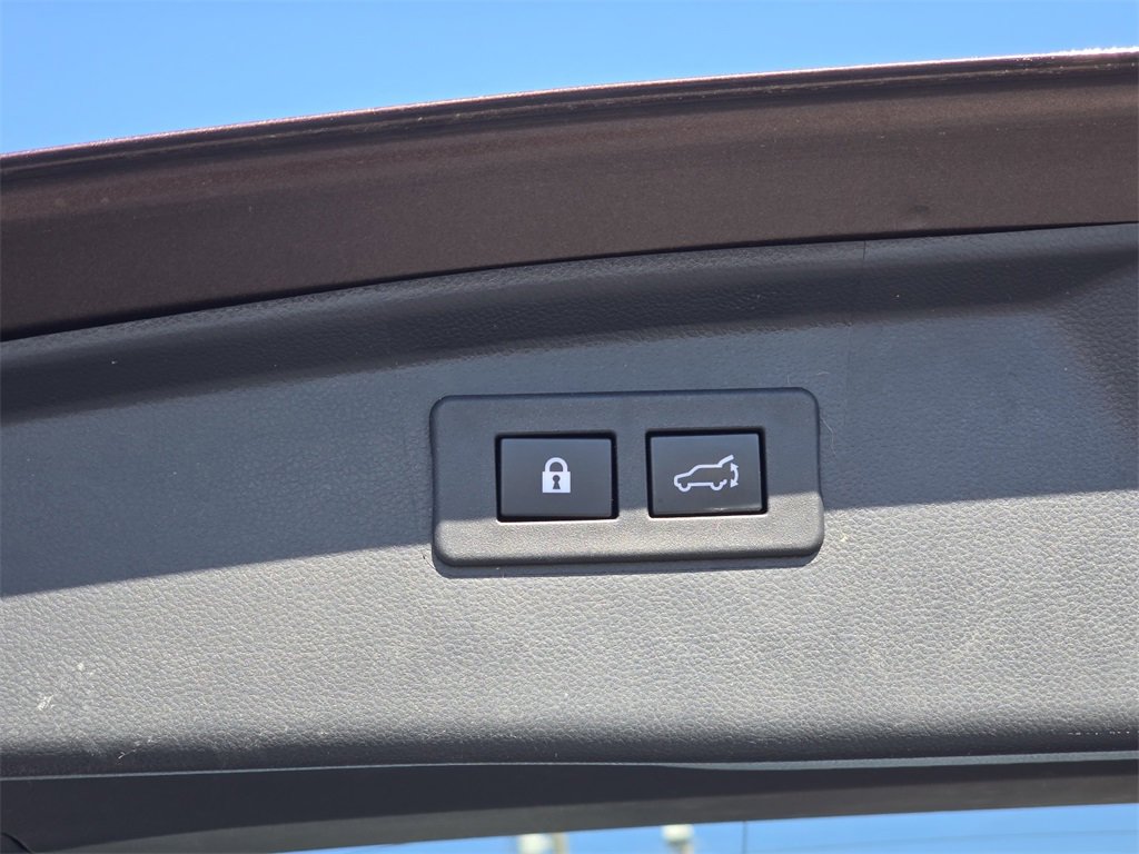 Used 2020 Subaru Outback Limited w/ Popular Package #2 image 12