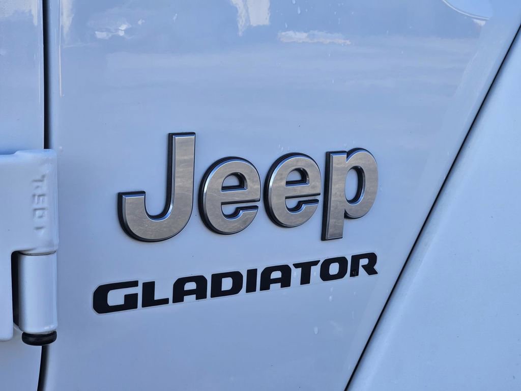 Used 2020 Jeep Gladiator Overland image 7