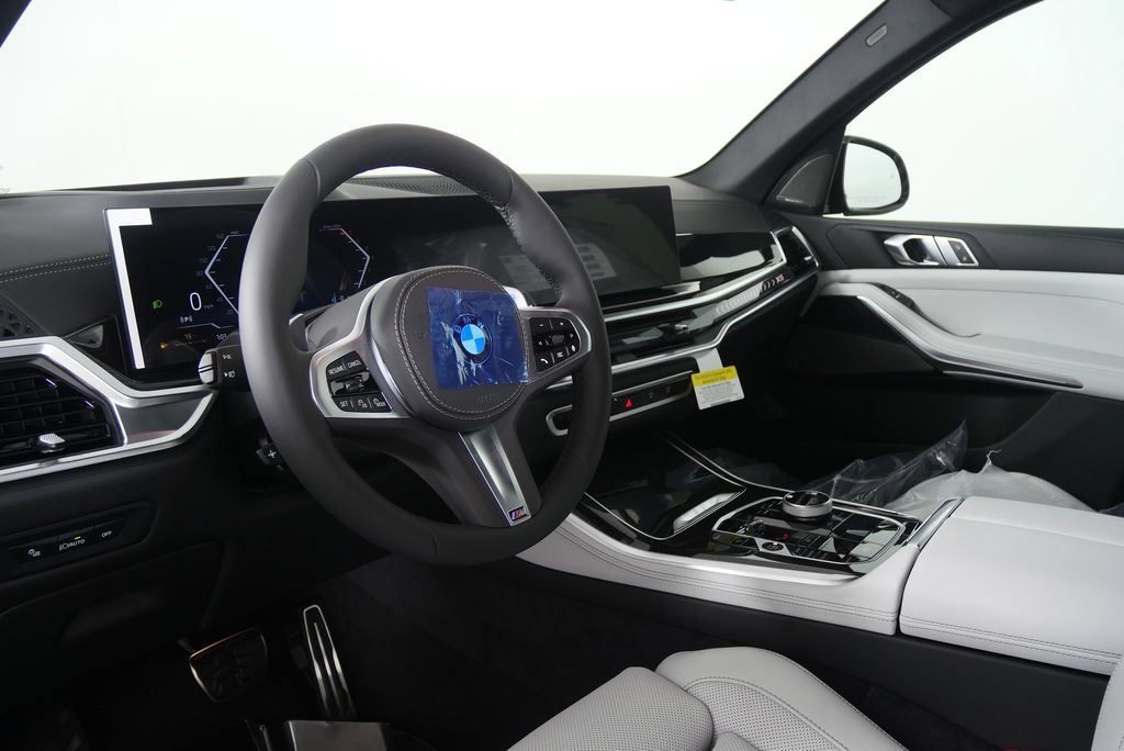 Used 2026 BMW X5 sDrive40i w/ Executive Package RWD image 13