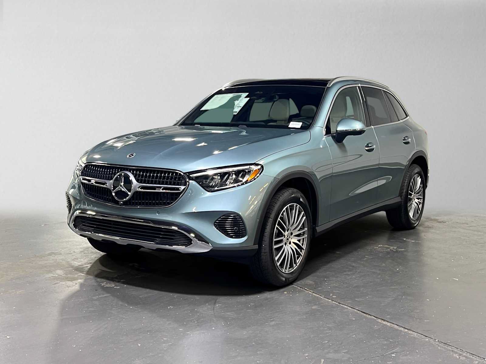 New 2027 Mercedes-Benz GLC 300 4MATIC image 7