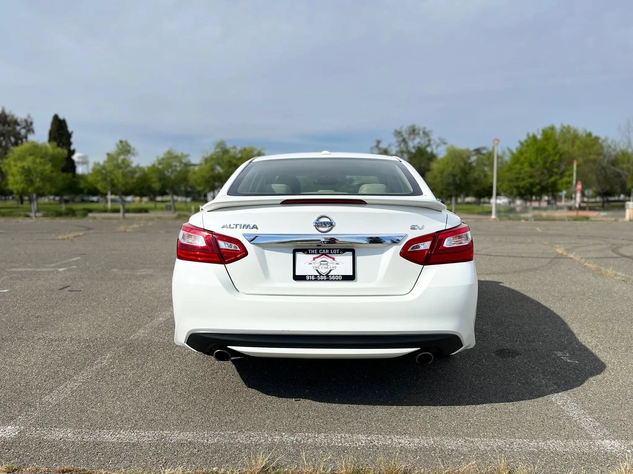 Used 2016 Nissan Altima 2.5 SV w/ Convenience Package FWD image 7