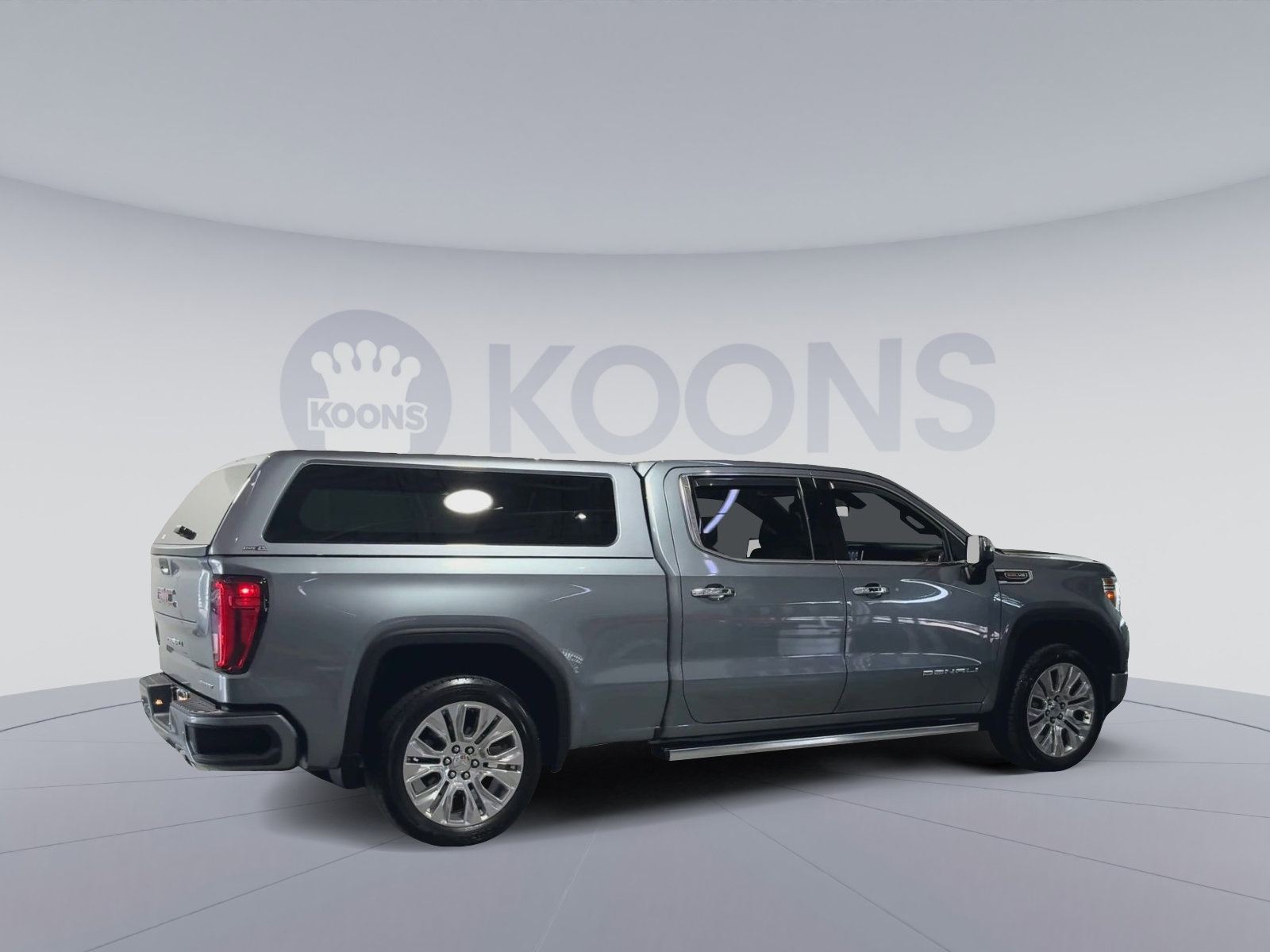 Used 2020 GMC Sierra 1500 Denali w/ Denali Ultimate Package AWD/4WD image 2