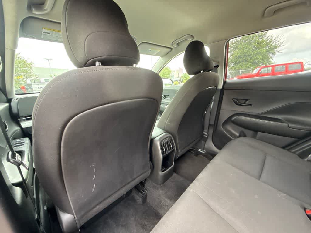 Used 2025 Hyundai Kona SEL FWD image 15