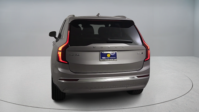 Certified 2026 Volvo XC90 B6 Plus w/ Protection Package Premier AWD/4WD image 5