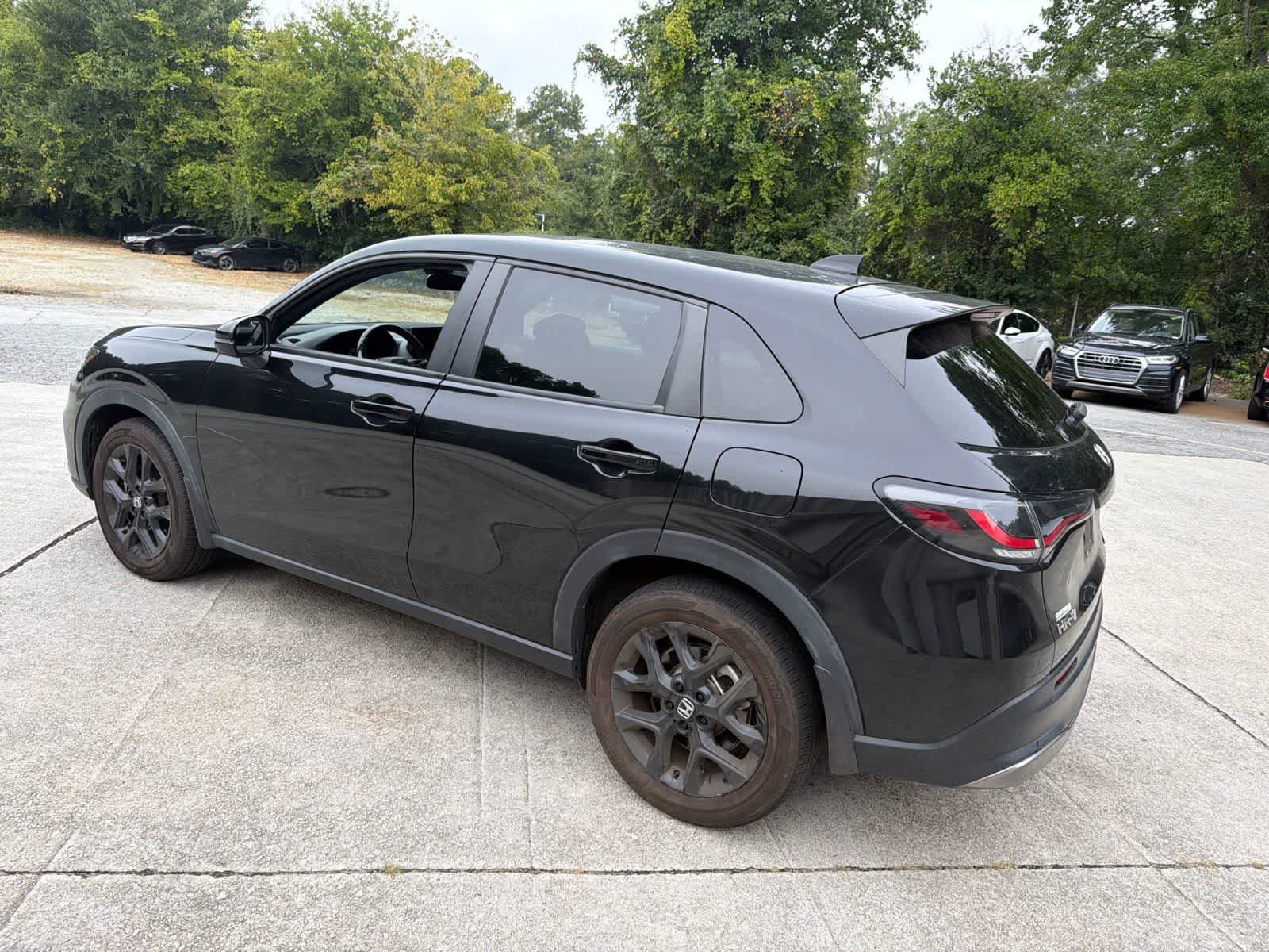 Certified 2023 Honda HR-V Sport image 9