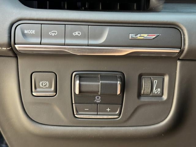 Certified 2023 Cadillac Escalade V AWD/4WD image 39