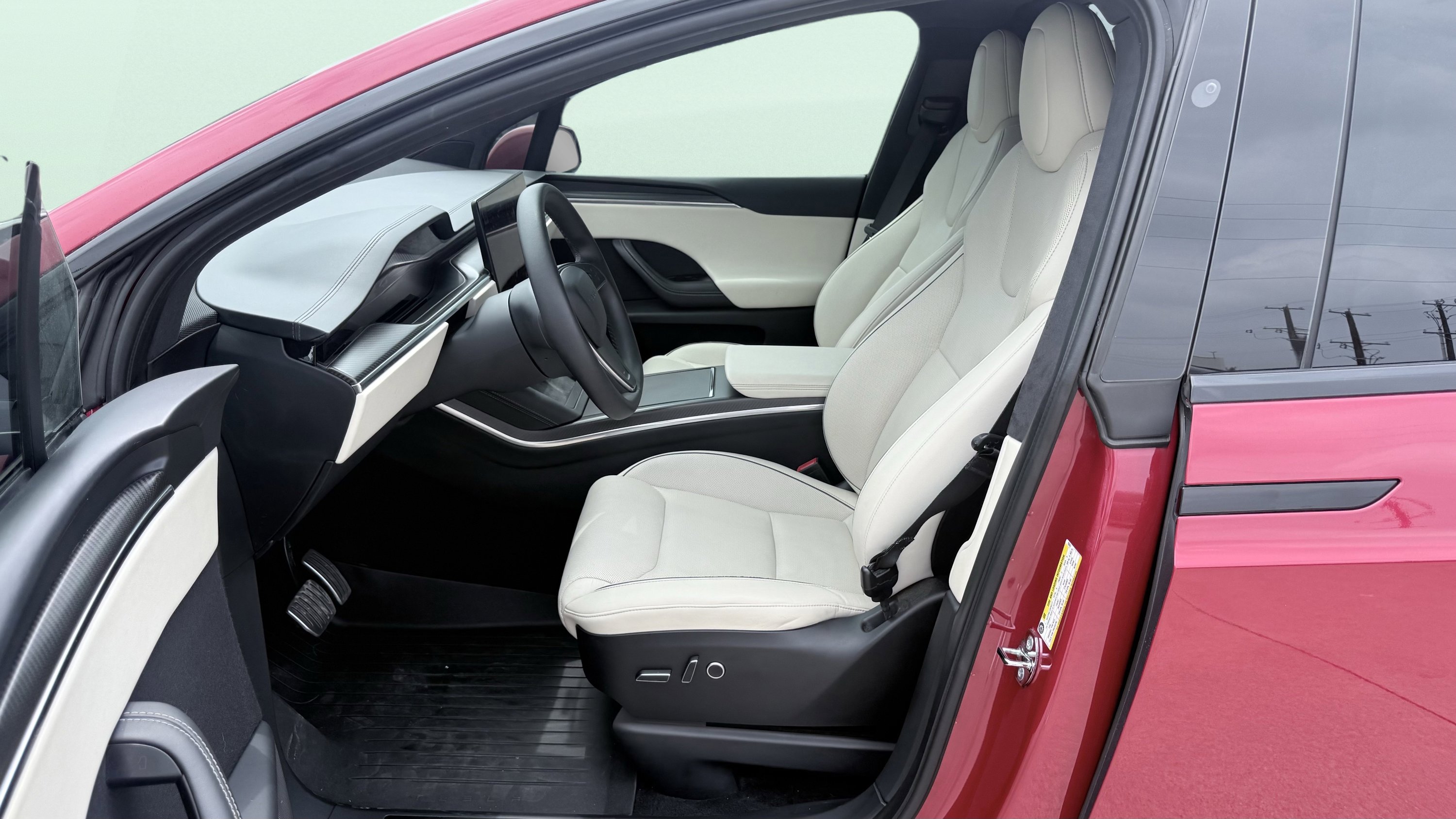 Used 2022 Tesla Model X Plaid AWD/4WD image 32