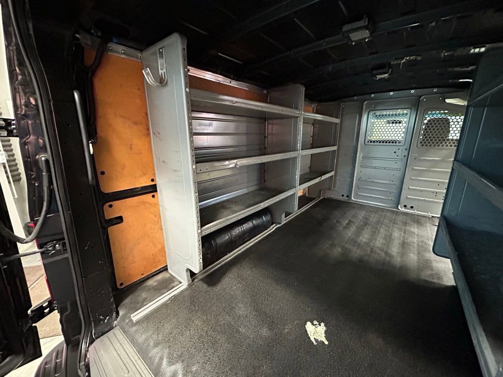 Used 2016 Nissan NV 2500 SL w/ Technology Package image 39