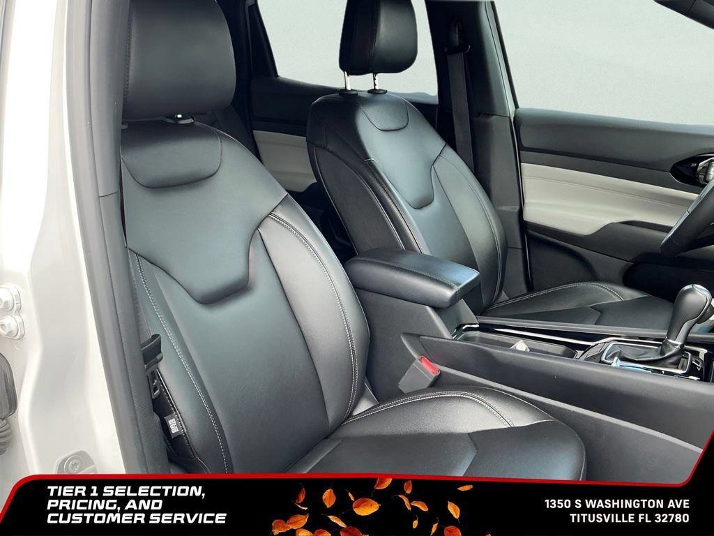 Used 2025 Jeep Compass Limited AWD/4WD image 14