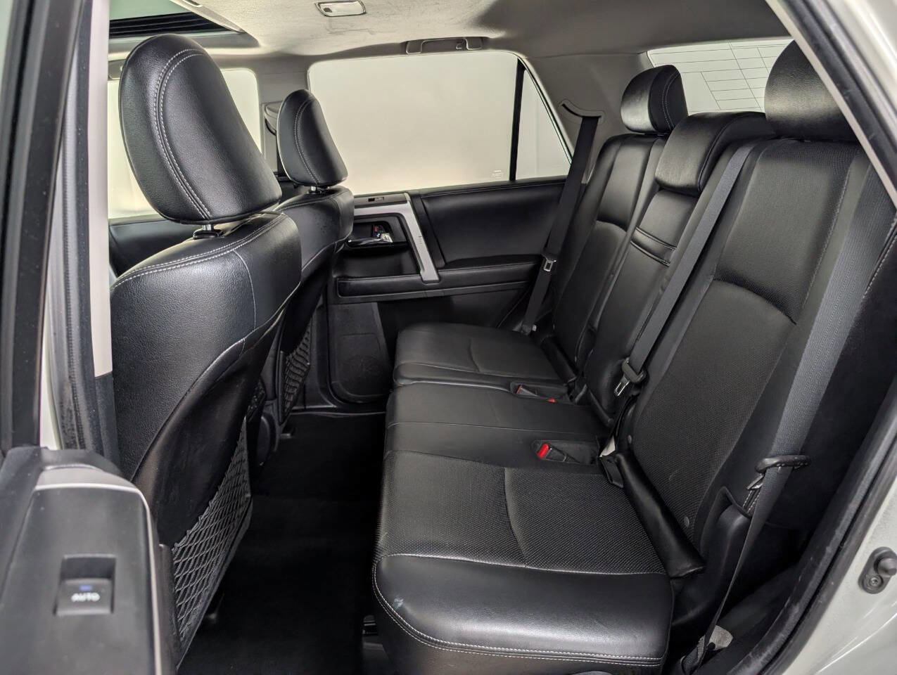 Used 2017 Toyota 4Runner Limited AWD/4WD image 14