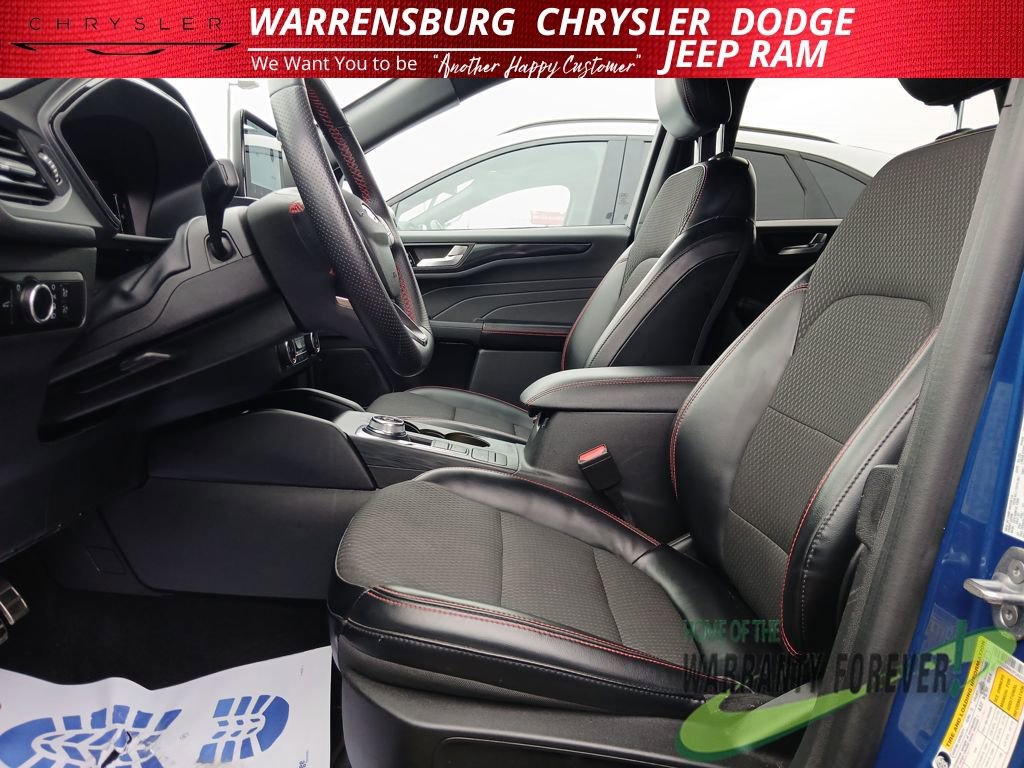 Used 2023 Ford Escape ST-Line FWD image 13