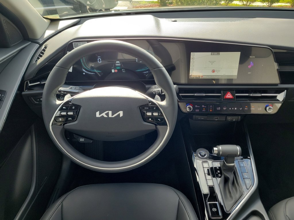 New 2026 Kia Niro EX w/ EX Premium Package FWD image 19