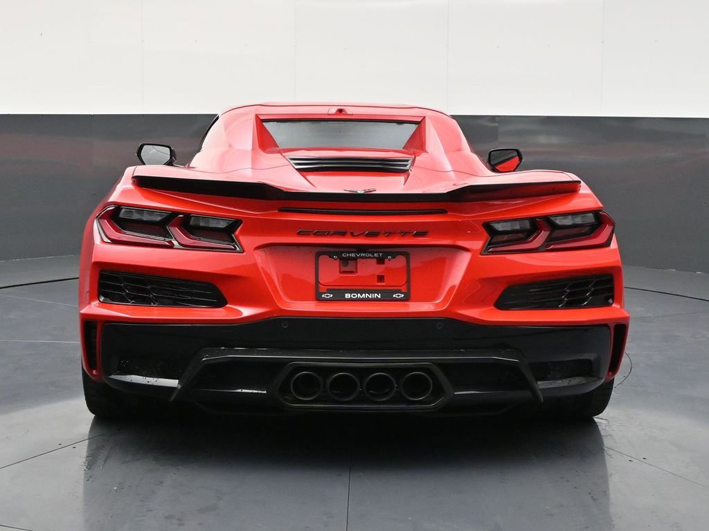 Used 2025 Chevrolet Corvette Z06 image 4