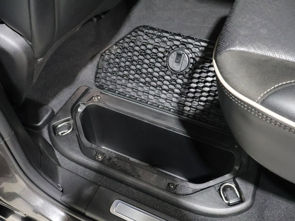 Used 2019 RAM 1500 Laramie image 17