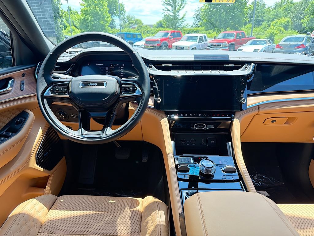 New 2026 Jeep Grand Cherokee Summit AWD/4WD image 21