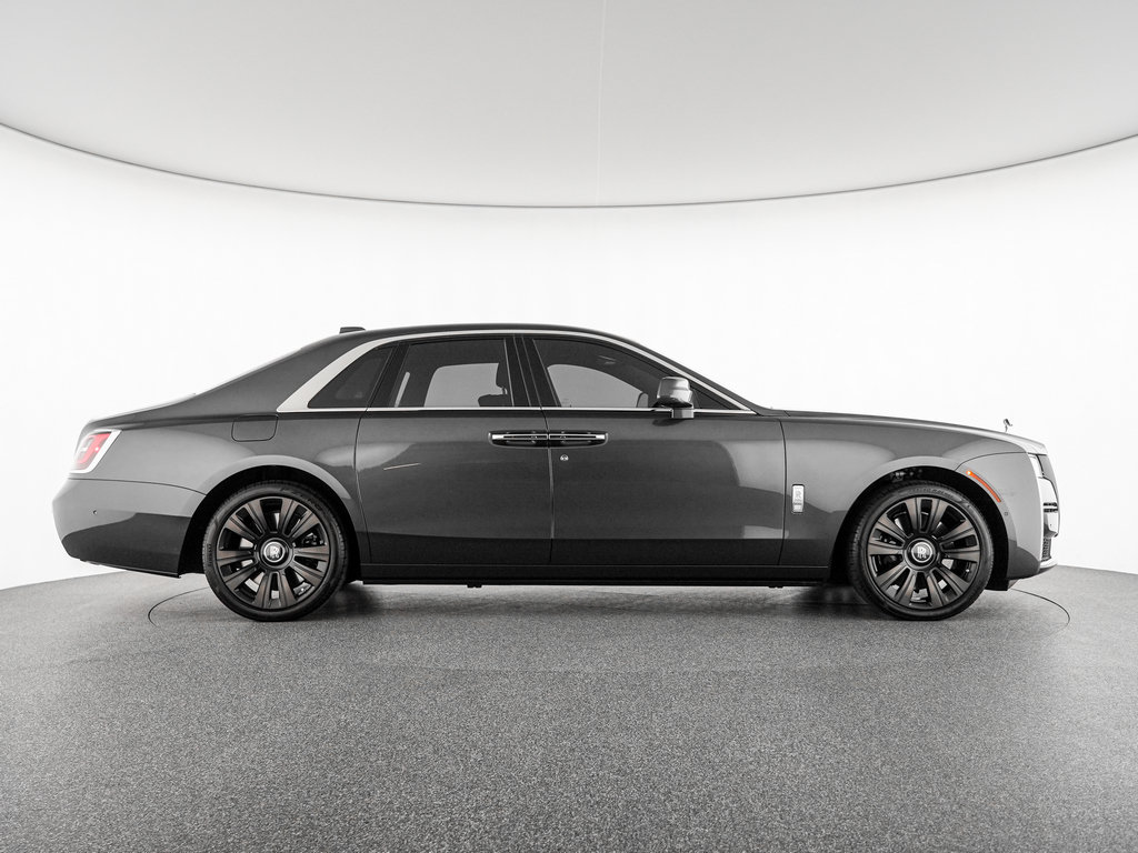 Certified 2023 Rolls-Royce Ghost AWD/4WD image 3