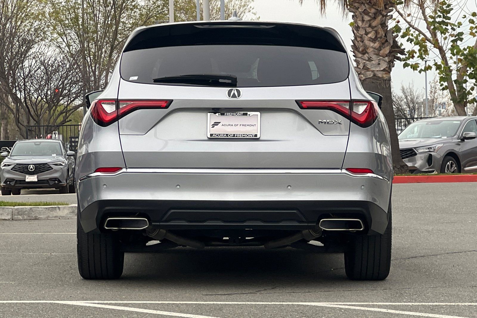 Used 2023 Acura MDX FWD w/ Technology Package image 5