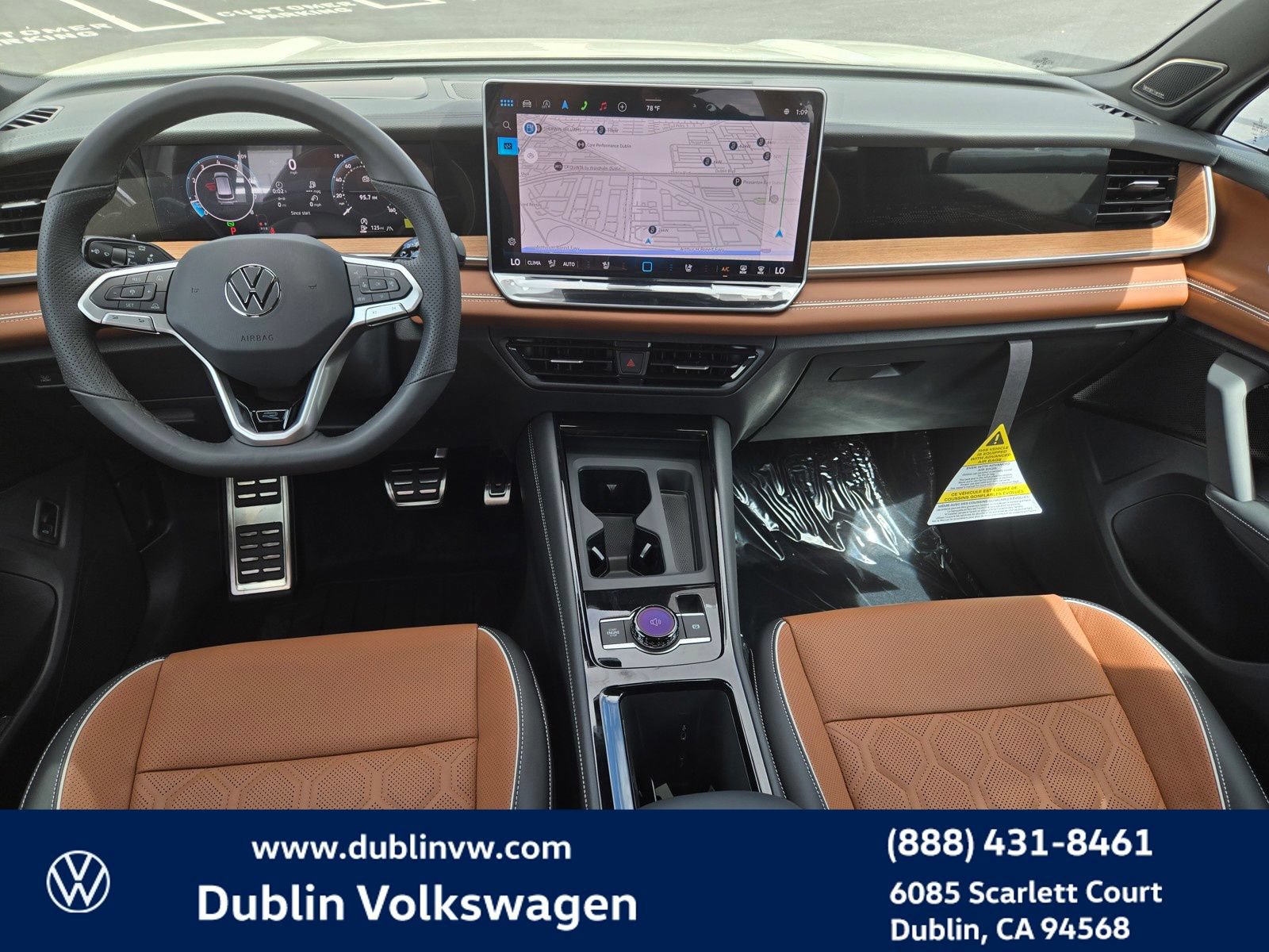 New 2026 Volkswagen Tiguan SEL R-Line AWD/4WD image 12