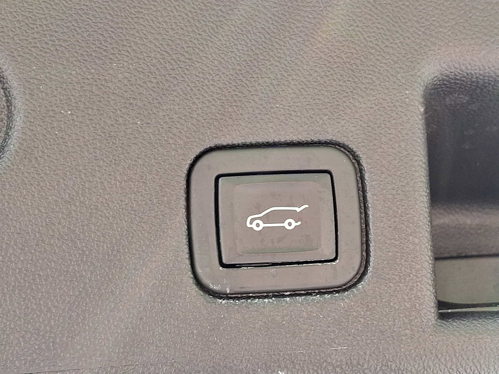 Used 2023 Chevrolet Equinox LT AWD/4WD image 29