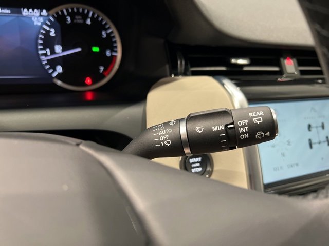 Used 2023 Land Rover Discovery Sport S image 33