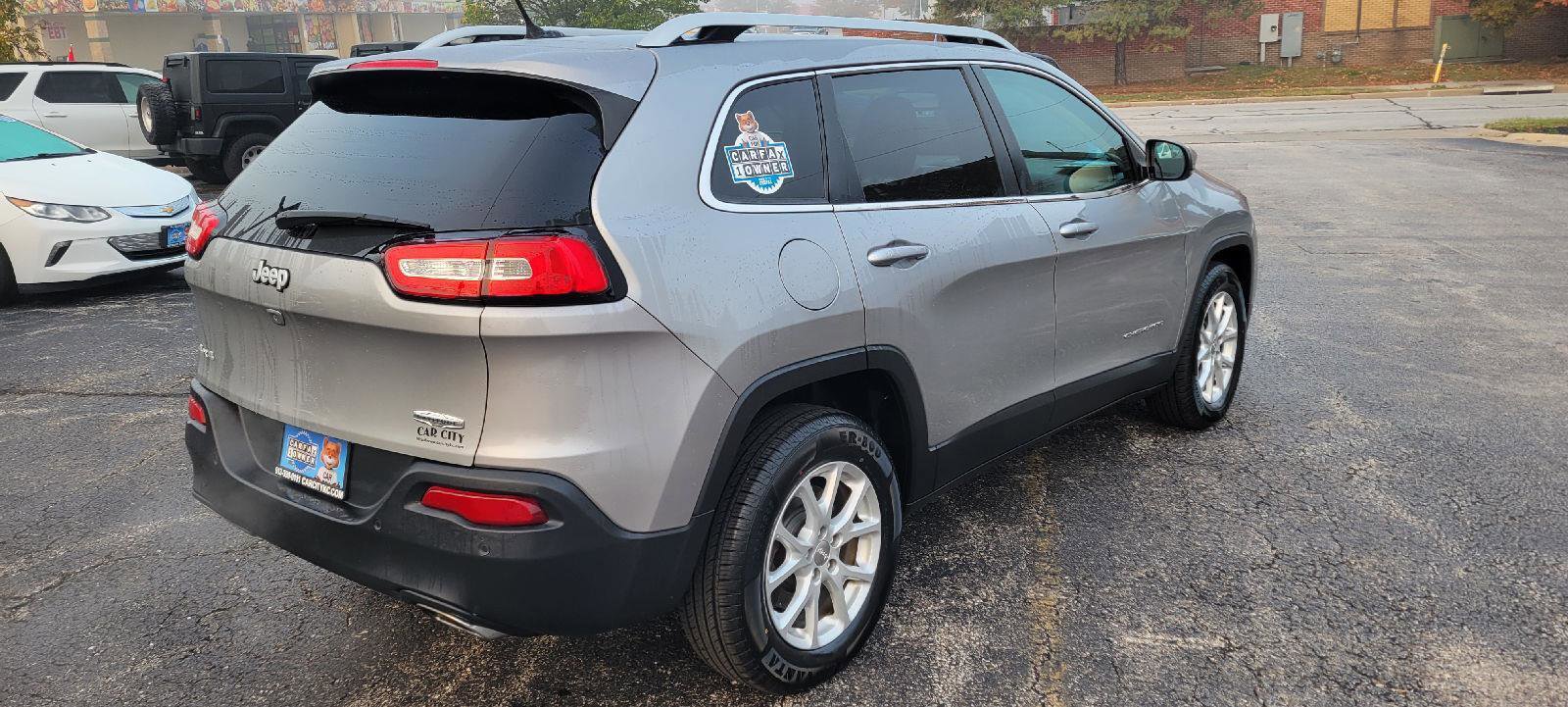 Used 2015 Jeep Cherokee Latitude image 27