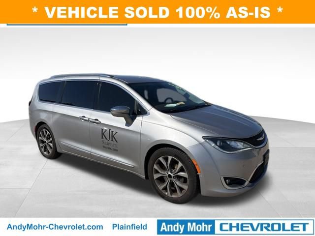 Used 2017 Chrysler Pacifica Limited w/ UConnect Theater Package FWD image 9