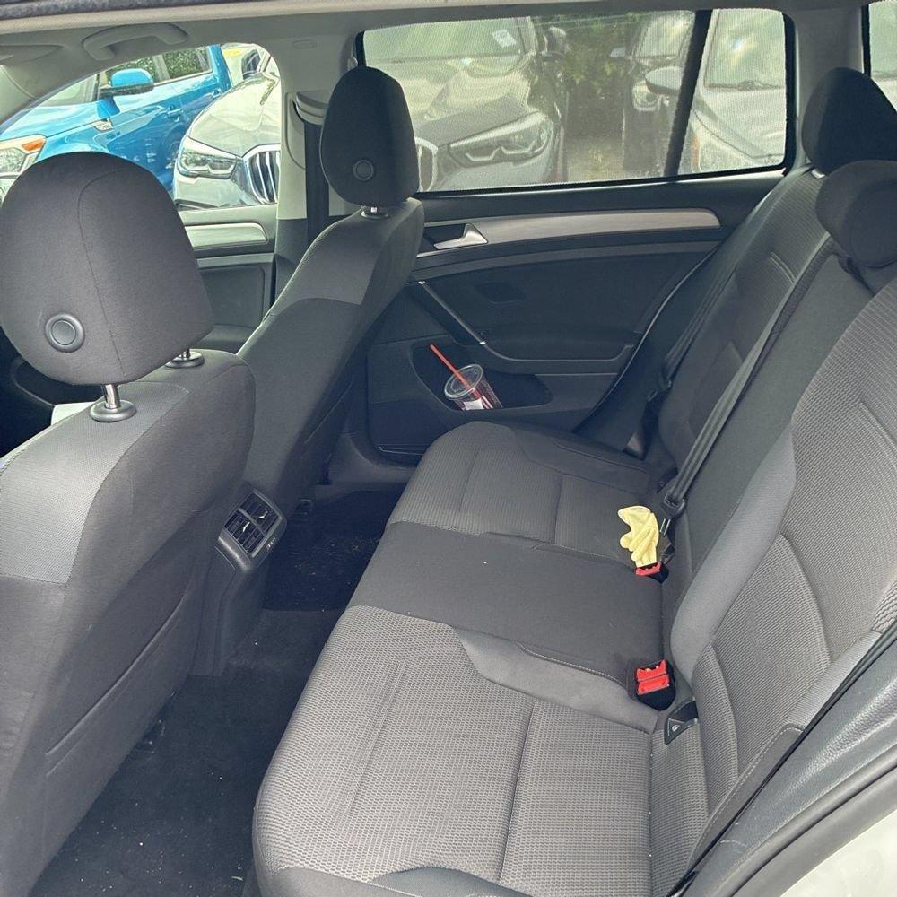 Used 2017 Volkswagen Golf S AWD/4WD image 12