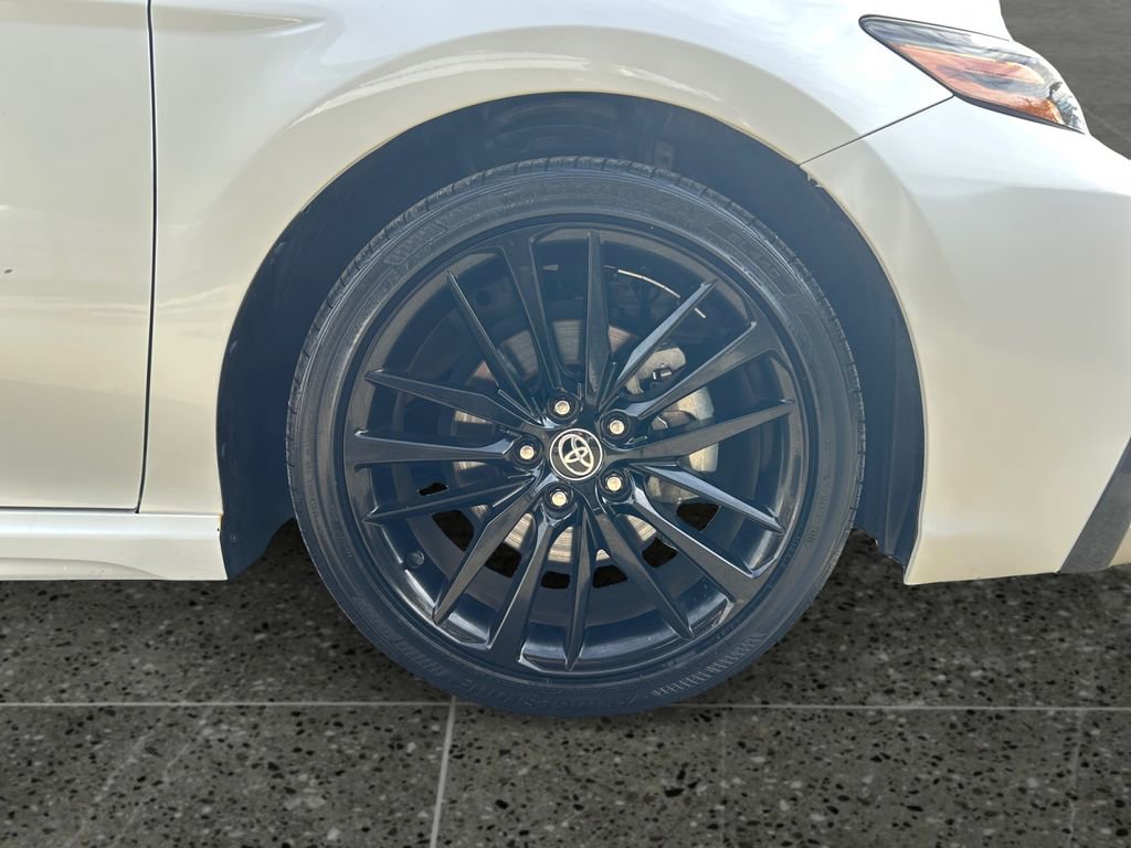 Used 2024 Toyota Camry XSE w/ Navigation Package FWD image 9