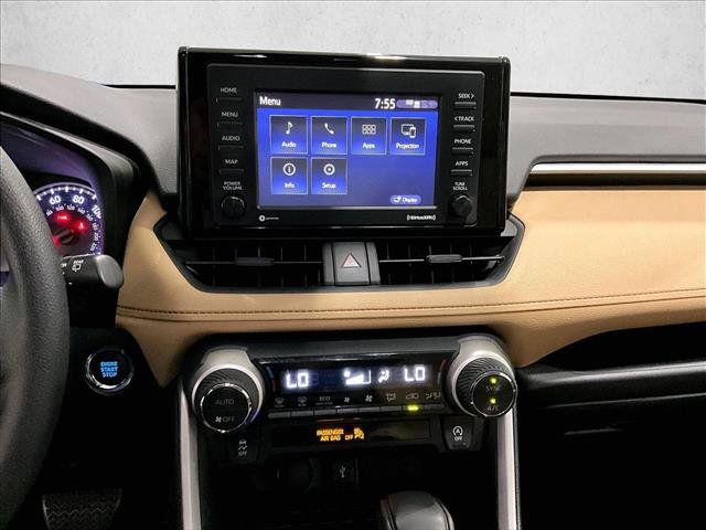 Used 2022 Toyota RAV4 XLE w/ Convenience Package FWD image 24