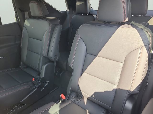 New 2026 Chevrolet Traverse Z71 w/ Enhanced Driving Package image 13