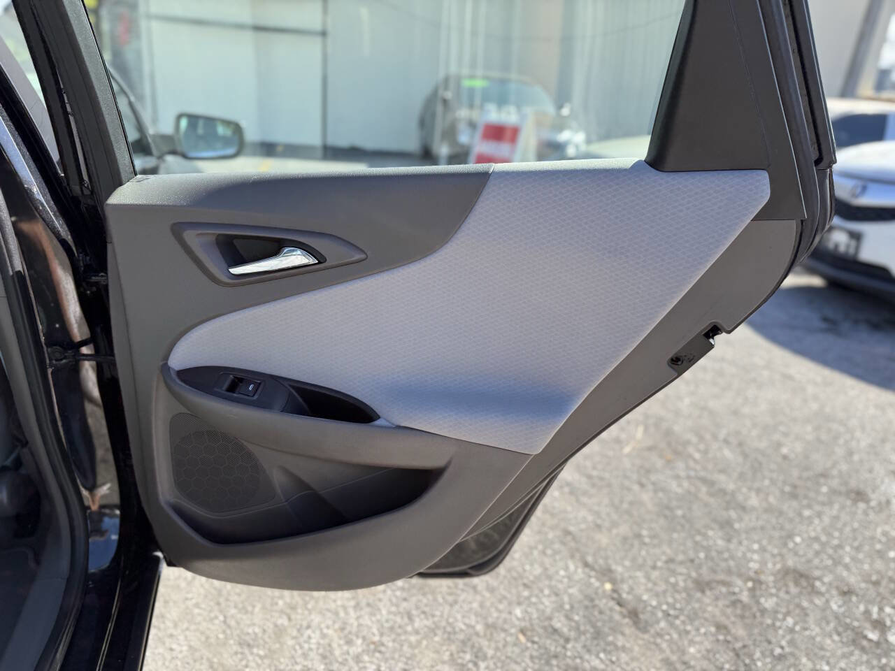 Used 2022 Chevrolet Malibu LS w/ Driver Confidence Package II image 24