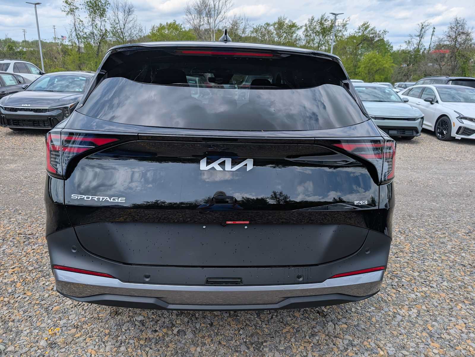 New 2026 Kia Sportage LX w/ LX Convenience Package AWD/4WD image 8