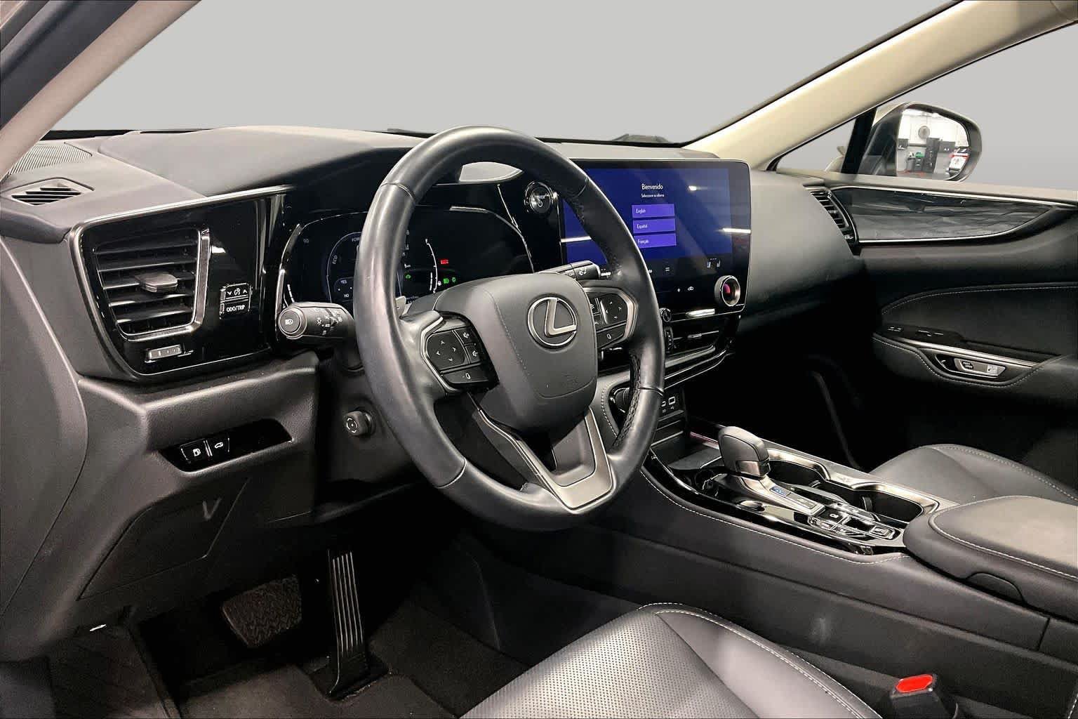 Used 2024 Lexus NX 350h AWD w/ Vision Package image 18