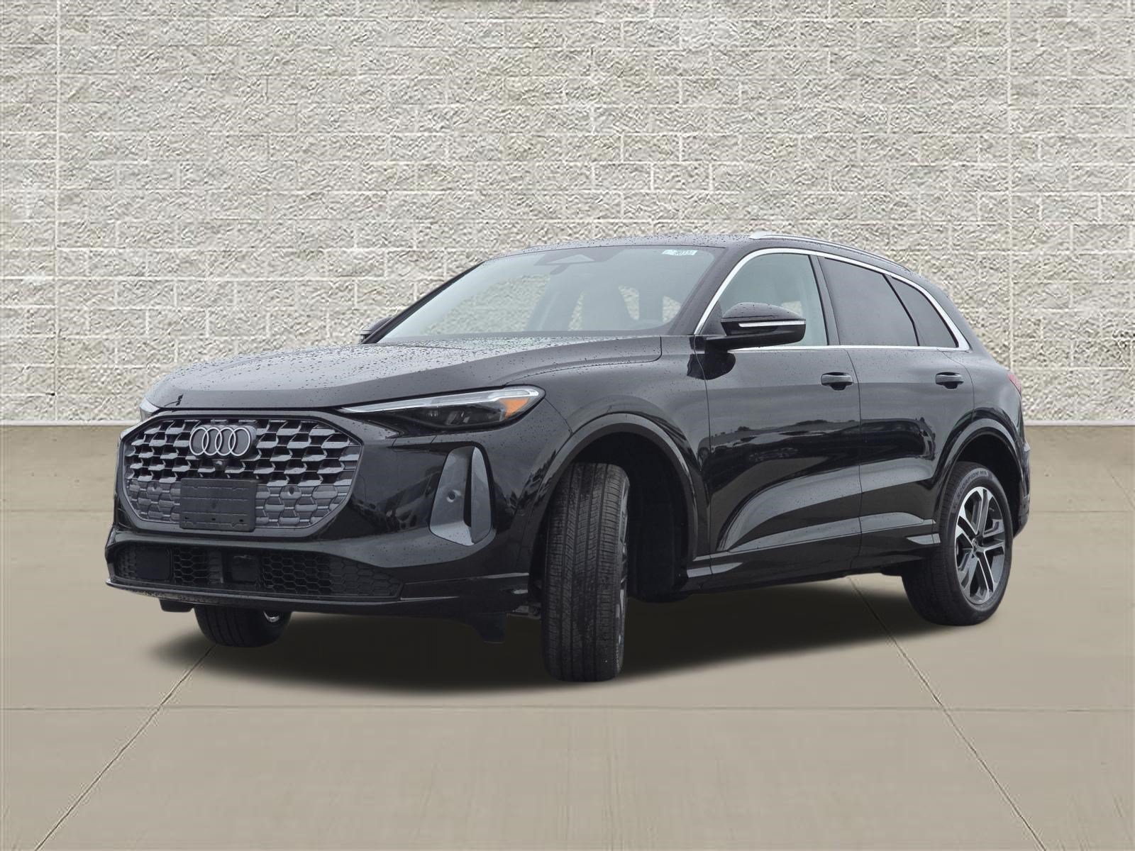 New 2026 Audi Q5 Premium Plus AWD/4WD image 3