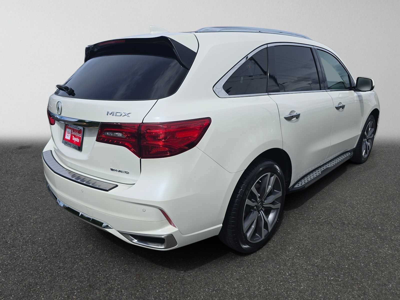 Used 2019 Acura MDX w/ Advance Package AWD/4WD image 3