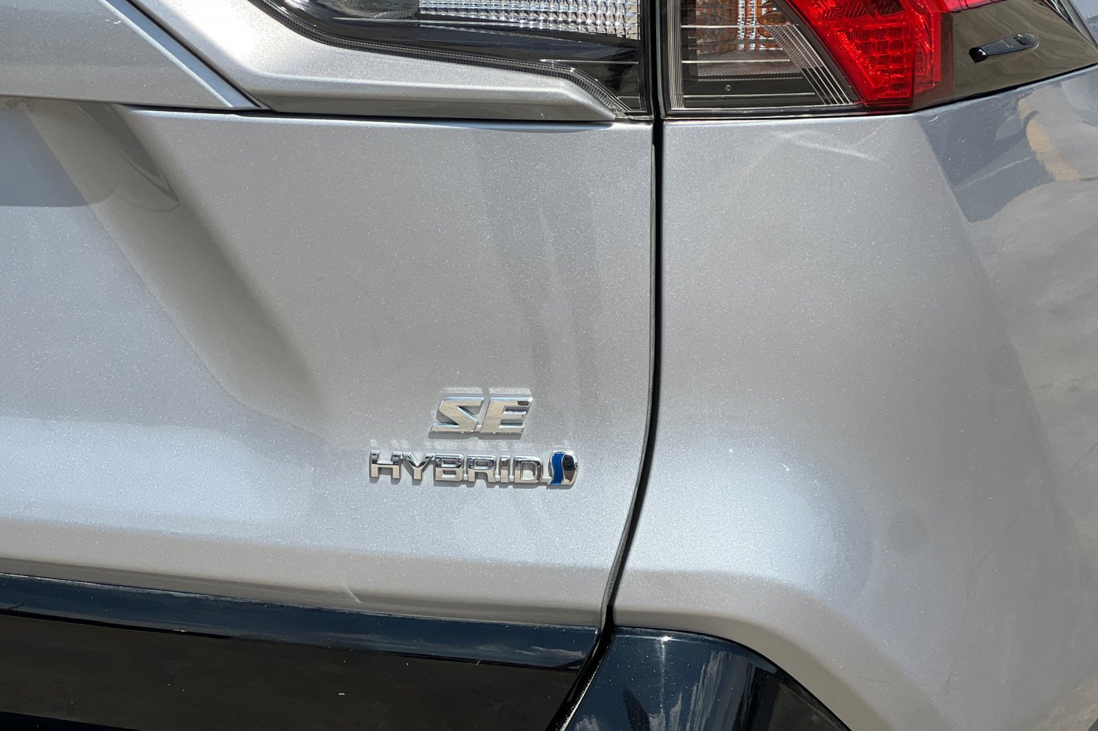 Certified 2022 Toyota RAV4 SE w/ Convenience Package AWD/4WD image 23