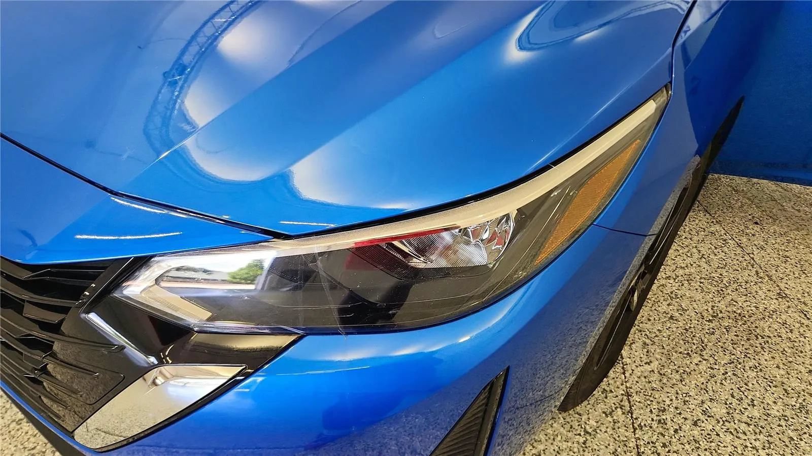 Used 2024 Nissan Sentra SV FWD image 14