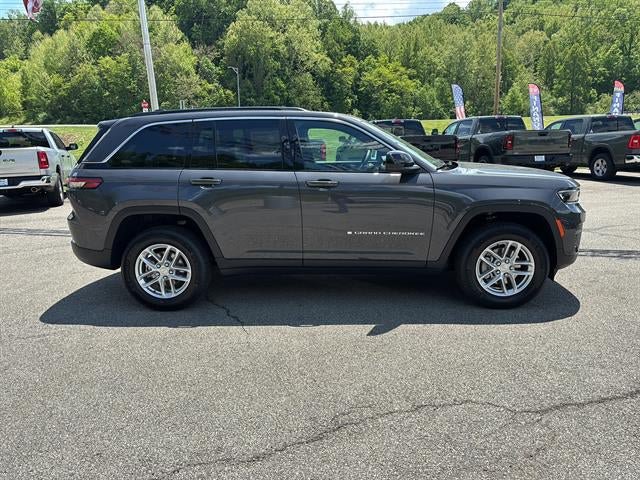 New 2026 Jeep Grand Cherokee Laredo X AWD/4WD image 4