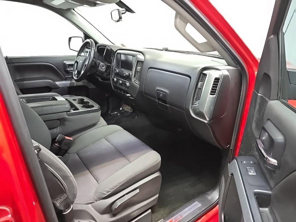Used 2018 Chevrolet Silverado 1500 LT w/ All Star Edition image 15