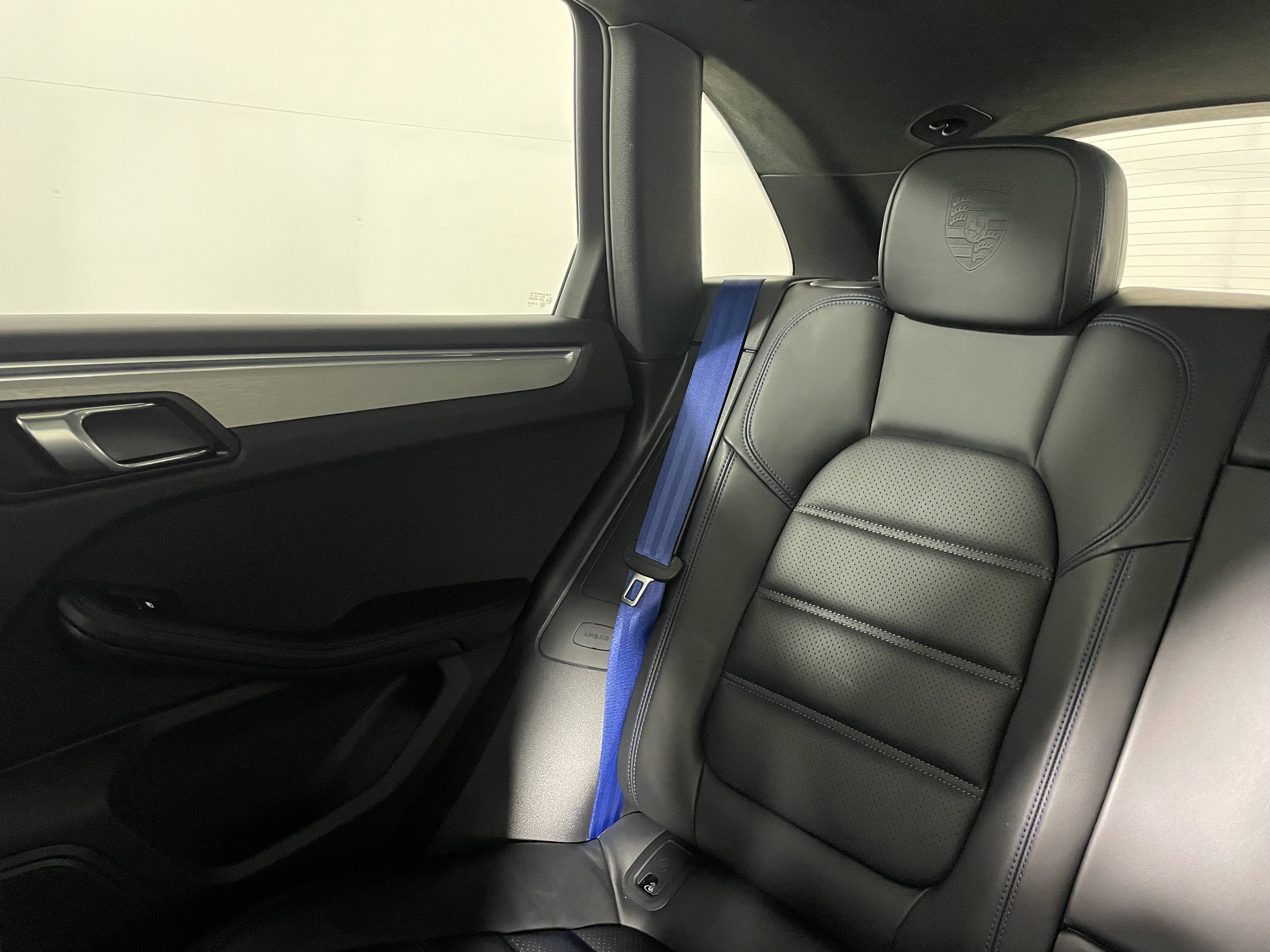Certified 2023 Porsche Macan GTS image 15