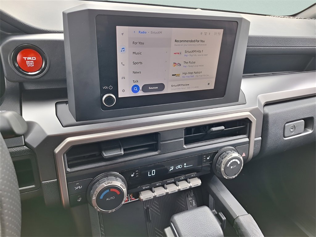 Used 2025 Toyota 4Runner TRD Off-Road image 24