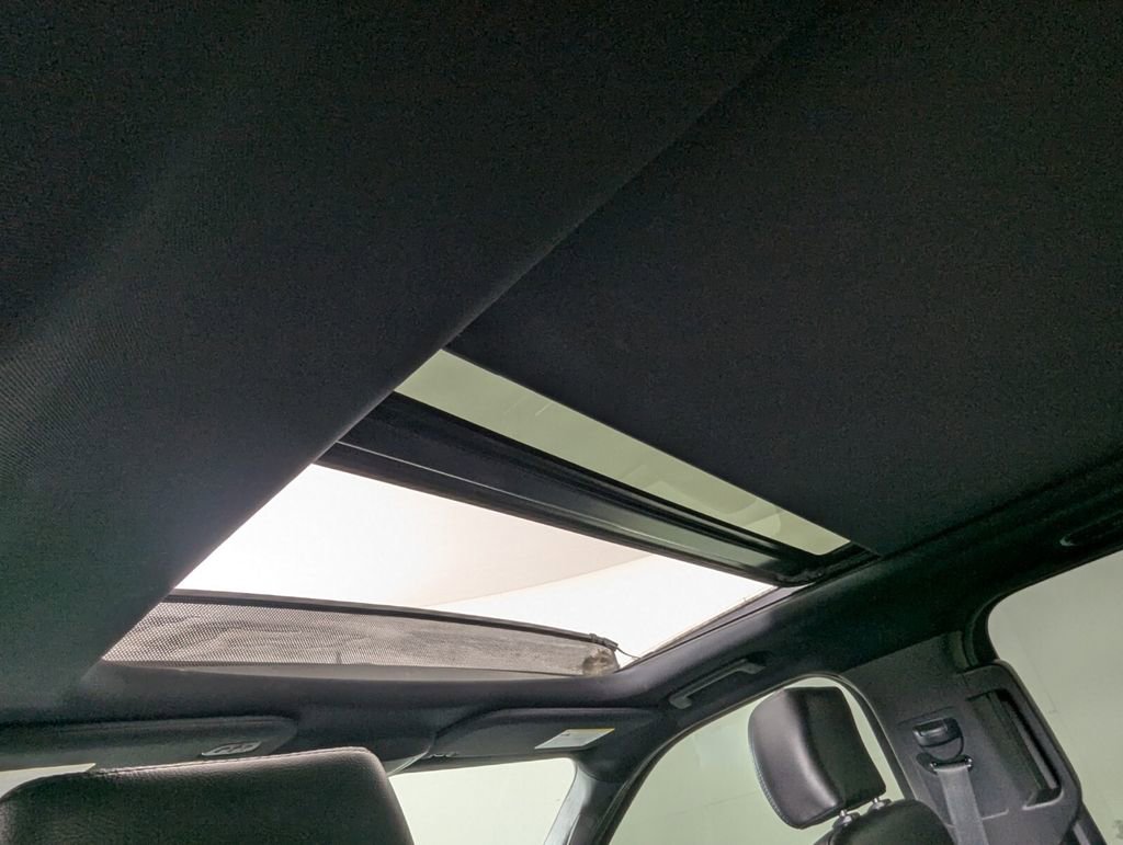 Used 2020 Ford Expedition XLT image 29