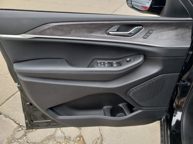 New 2025 Jeep Grand Cherokee Limited image 7