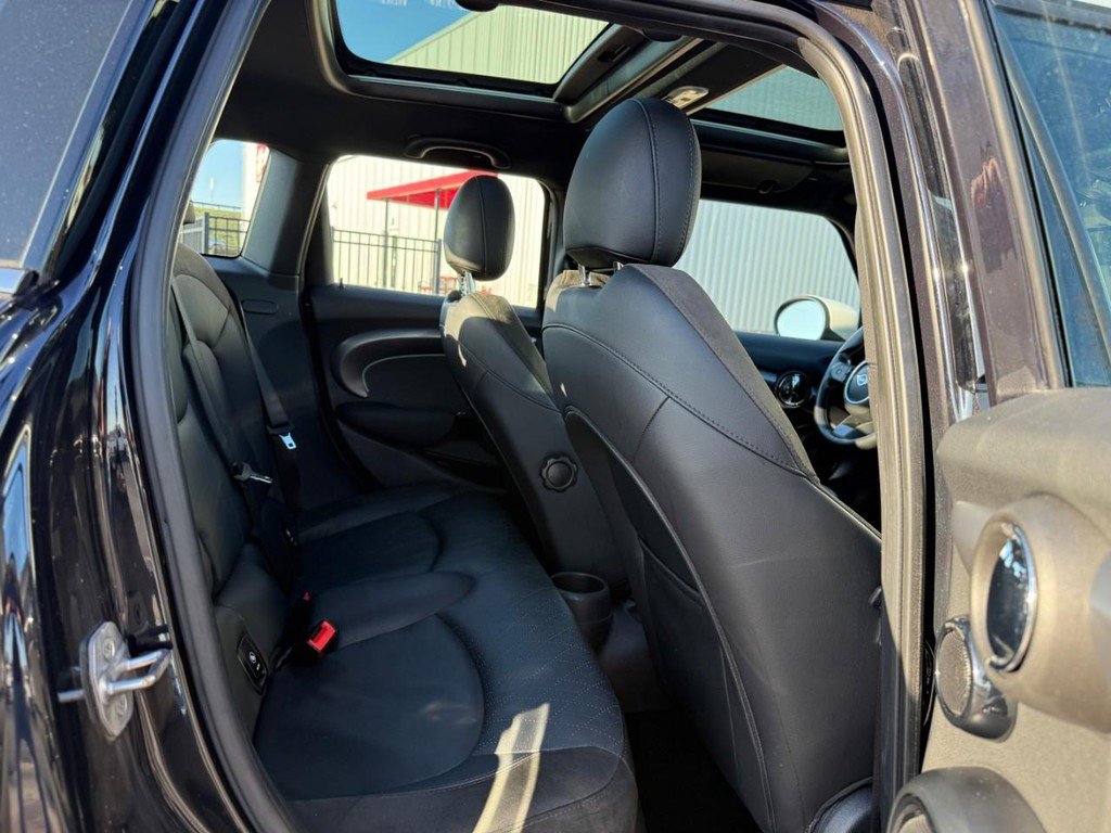 Used 2022 MINI Cooper S w/ Driver Assistance Package image 13