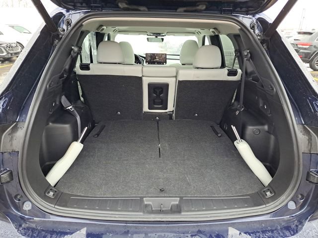 Used 2025 Mitsubishi Outlander SEL AWD/4WD image 27