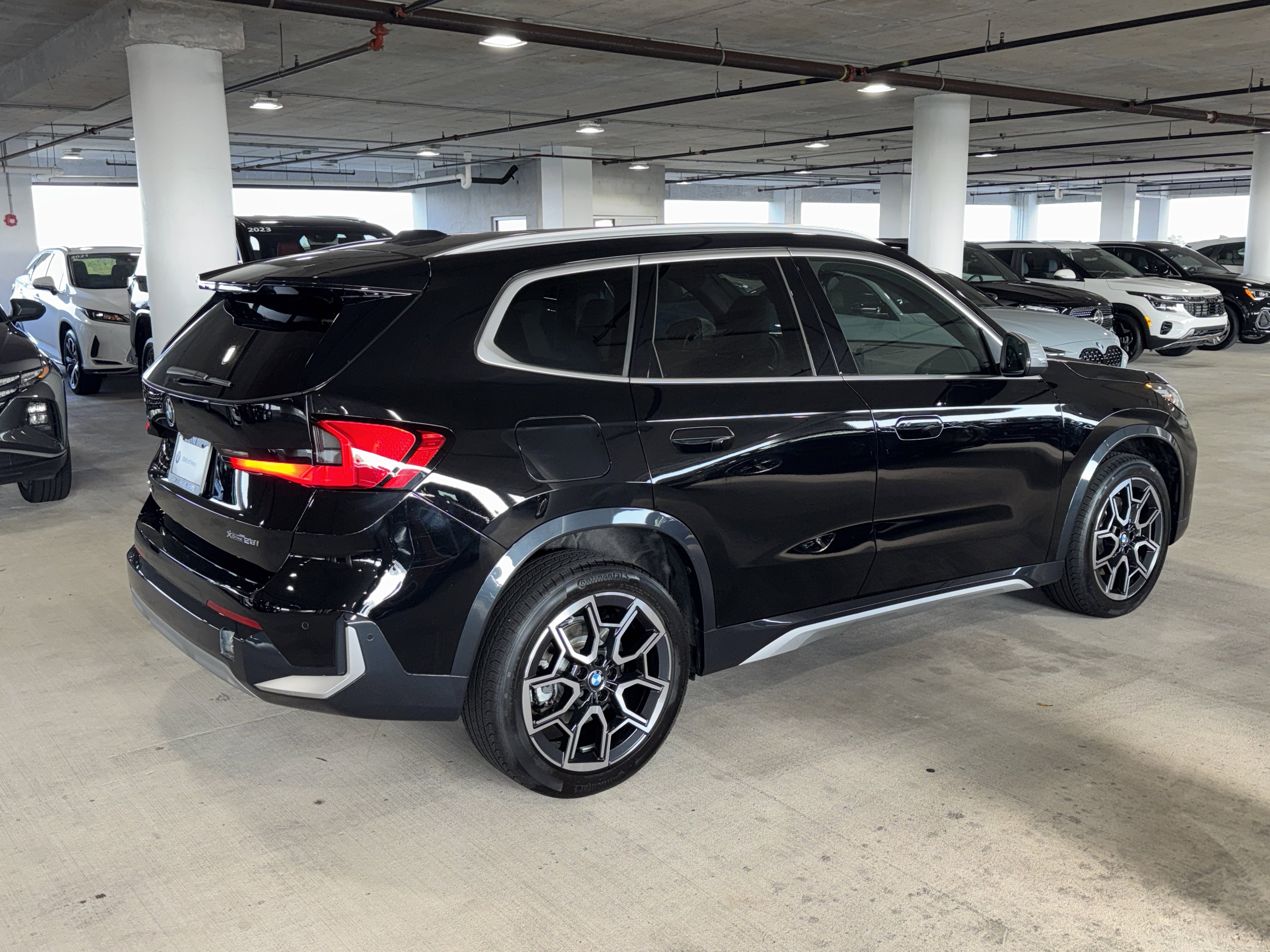 Certified 2023 BMW X1 xDrive28i w/ Convenience Package image 7