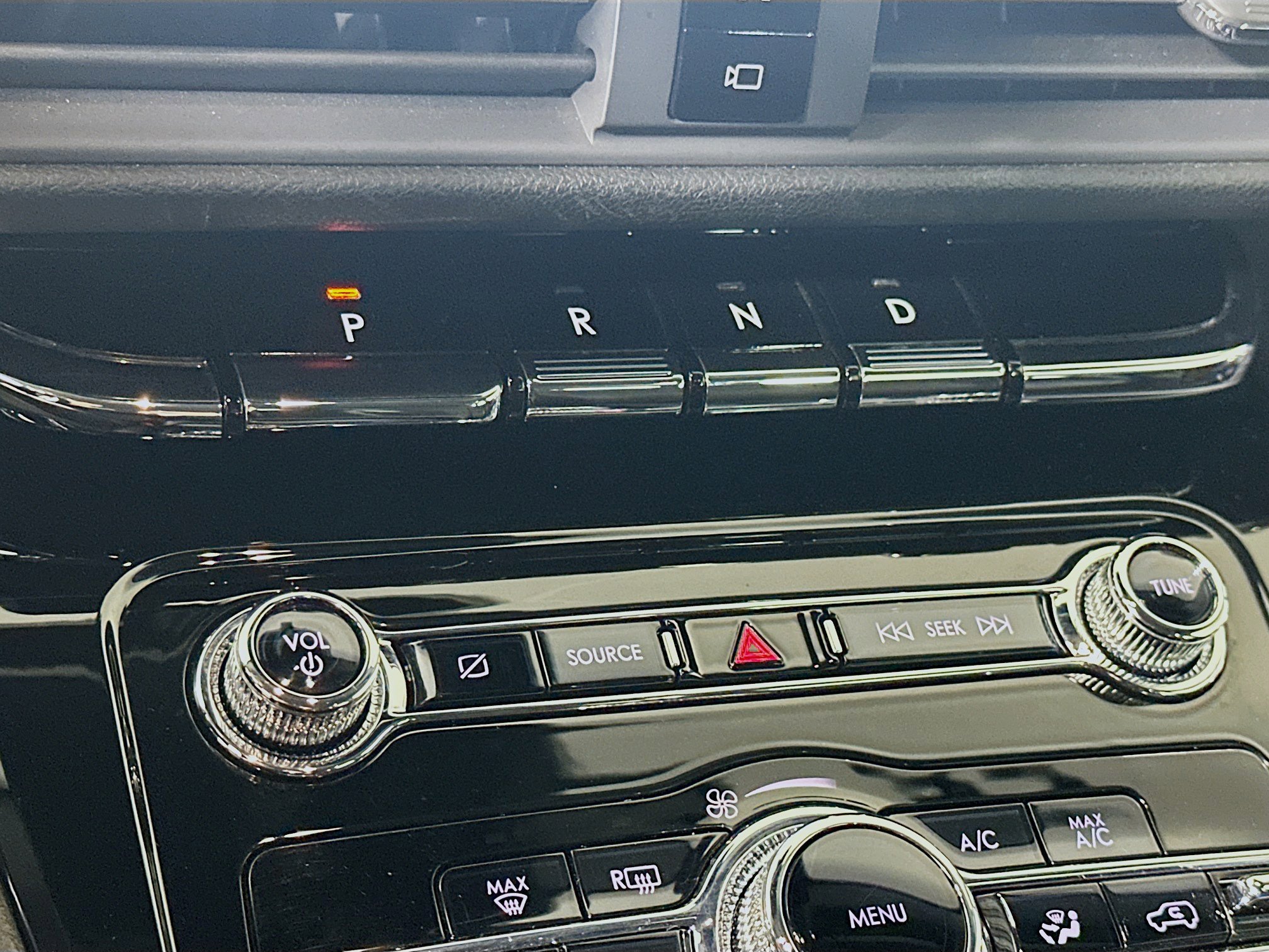 Used 2022 Lincoln Corsair FWD w/ Premium Package image 25