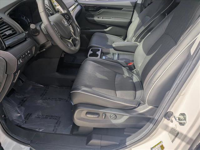 Used 2024 Honda Odyssey Elite image 14