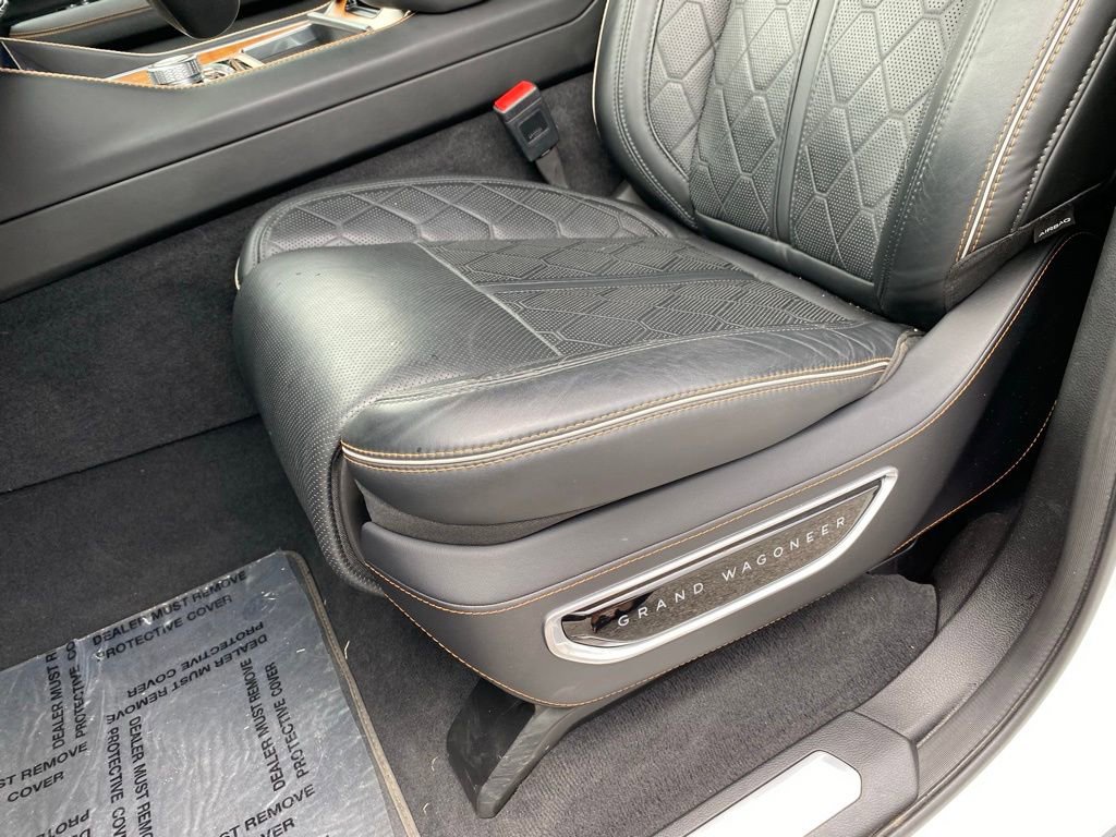 Used 2024 Jeep Grand Wagoneer L Series III image 27