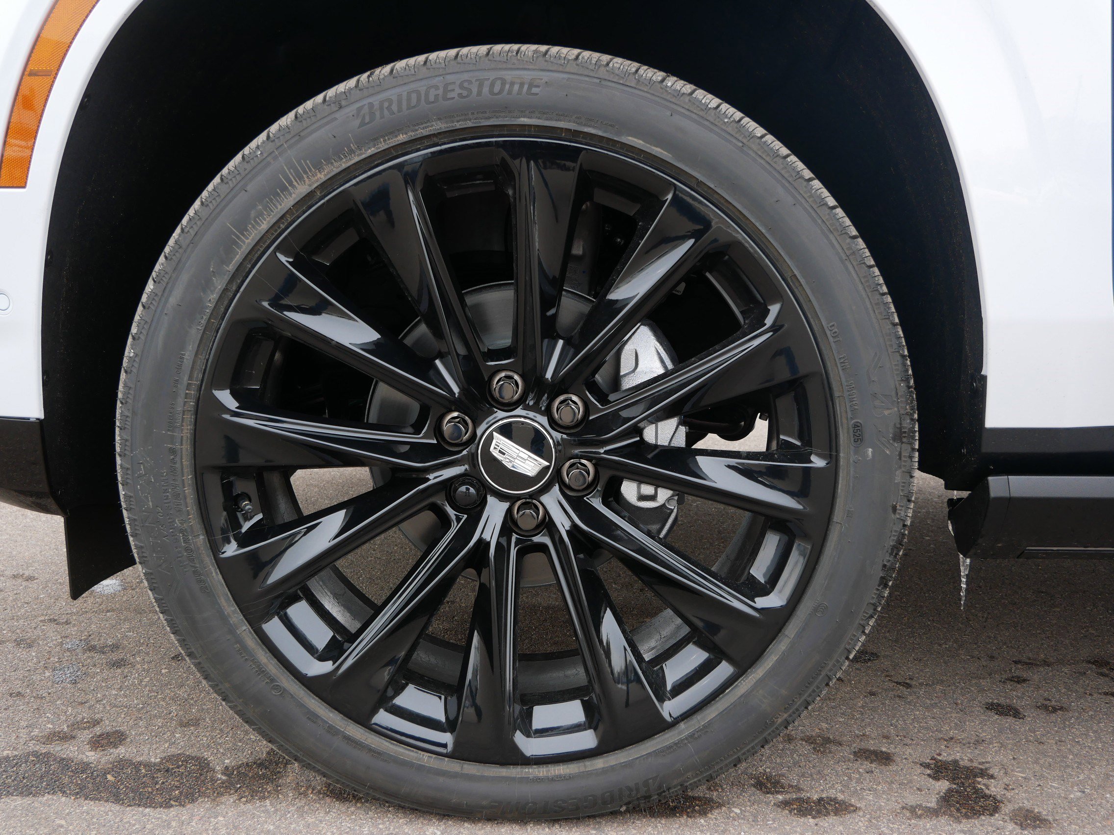 New 2026 Cadillac Escalade Platinum Sport w/ LPO, ONYX Package image 13